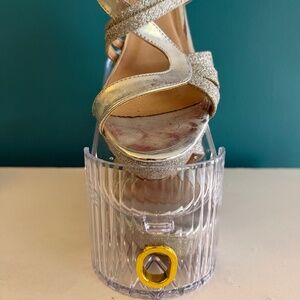 Set of 10 plastic shoe holders